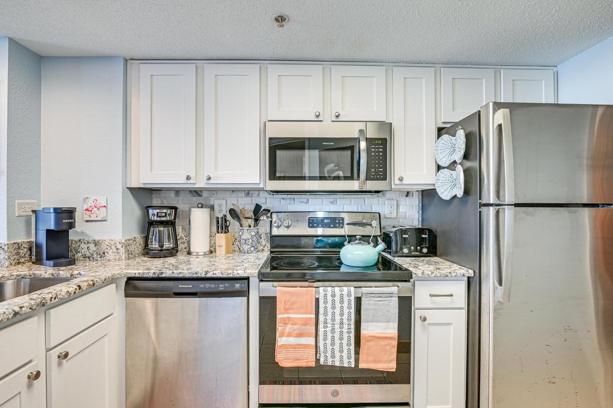 Beachy Condo With Pool Access And Steps To Boardwalk! Myrtle Beach Exteriör bild